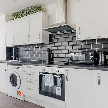 Vertigo Boutique Sleeps 4 London Кингстон на Темзе Экстерьер фото