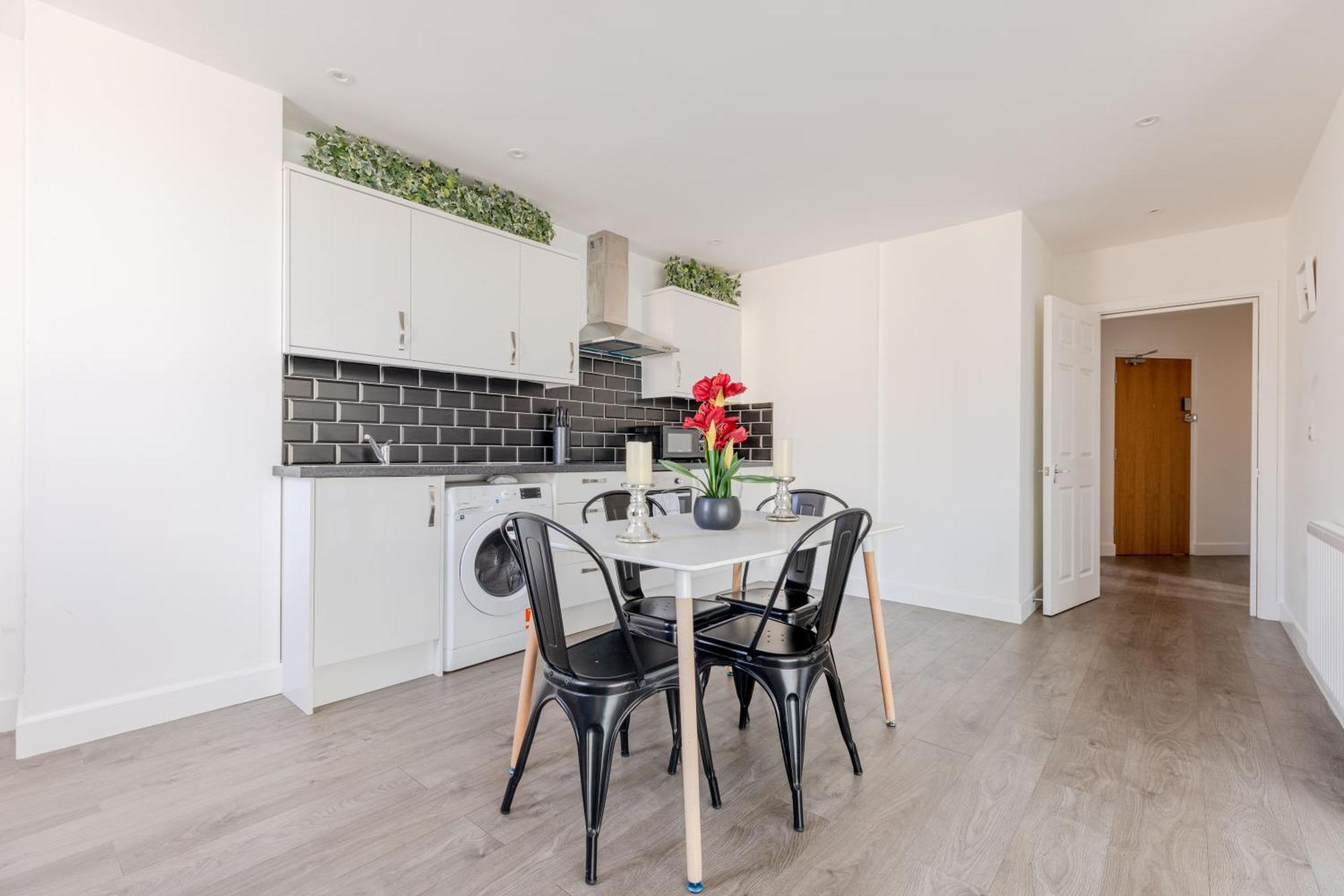 Vertigo Boutique Sleeps 4 London Кингстон на Темзе Экстерьер фото